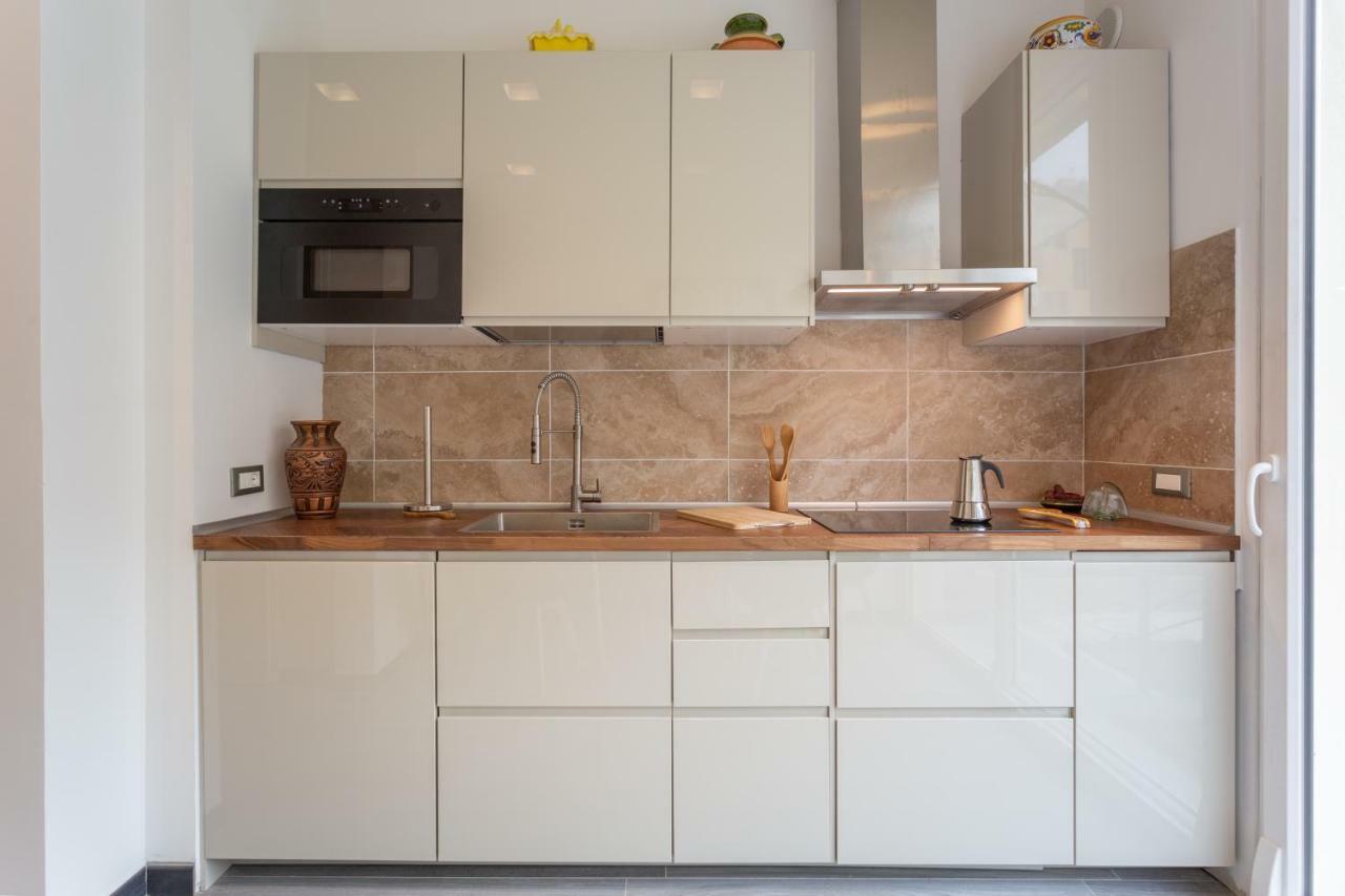 Le Stanze Di Carla! Bagno Privato, Cucina In Comune Флоренция Экстерьер фото